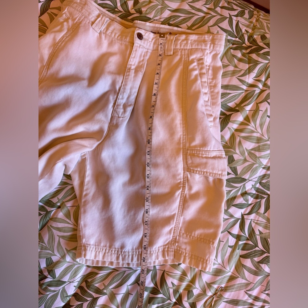 Tommy Bahama Men’s Cargo Shorts Size 34 Tencel-Cotton-Lyocell White - Picture 11 of 11